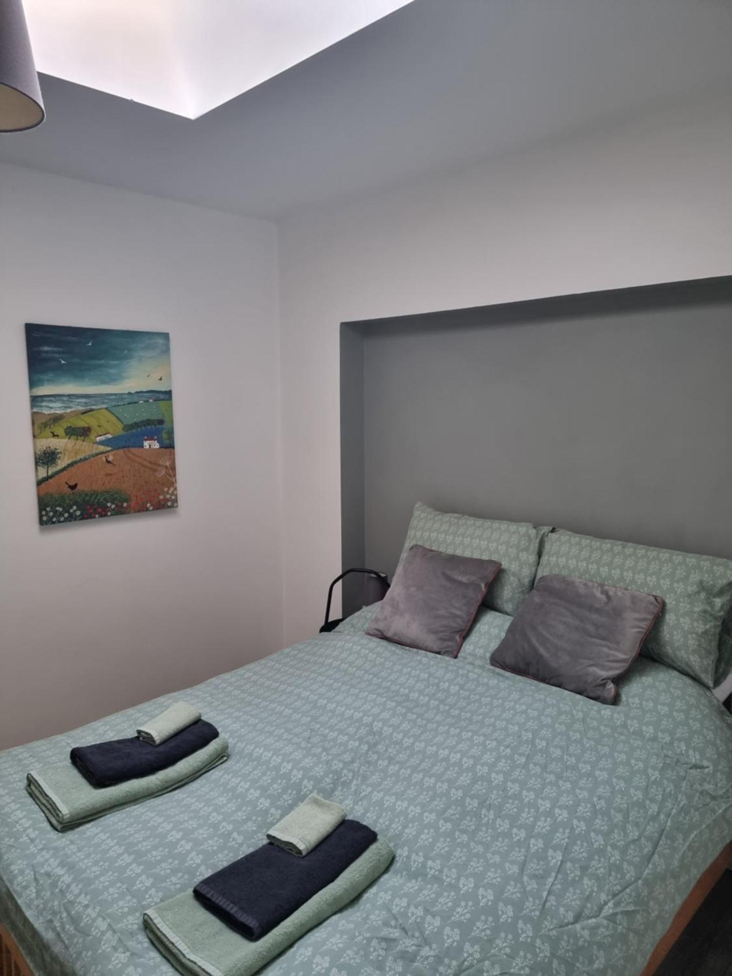 Spacious Curragh 2-Bed Apartment With Own Entrance Brownstown Dış mekan fotoğraf