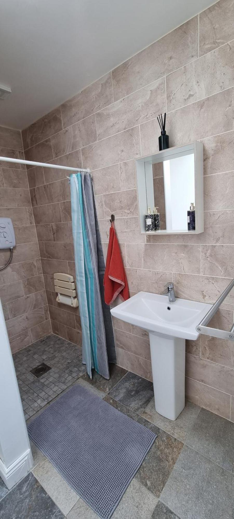 Spacious Curragh 2-Bed Apartment With Own Entrance Brownstown Dış mekan fotoğraf